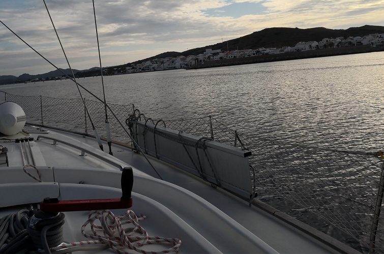 Navegando con Shamiana Charter